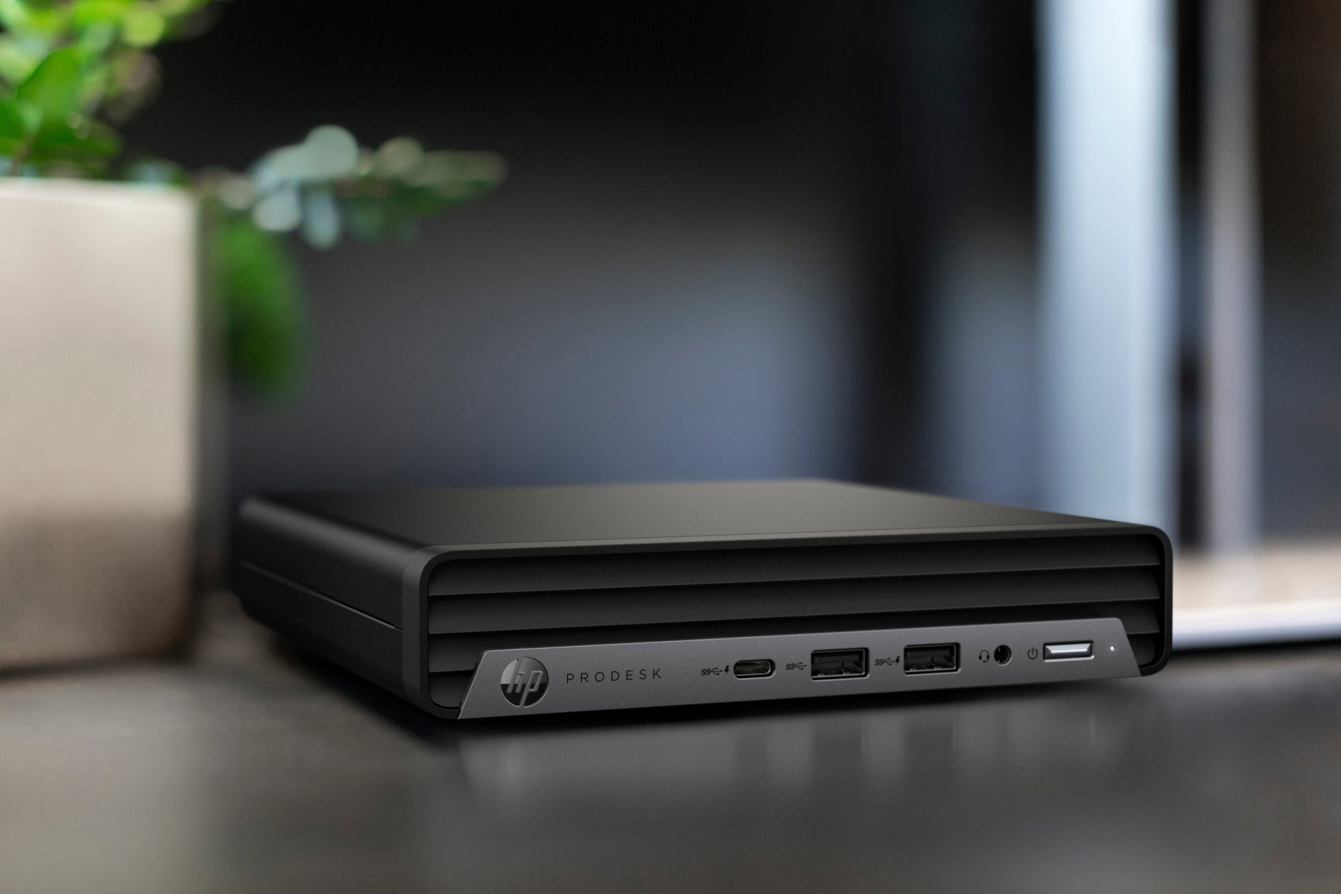 HP ProDesk 400 G6 Micro – Intel Core i3-10100T, 8 GB RAM, 256 GB SSD, FreeDOS