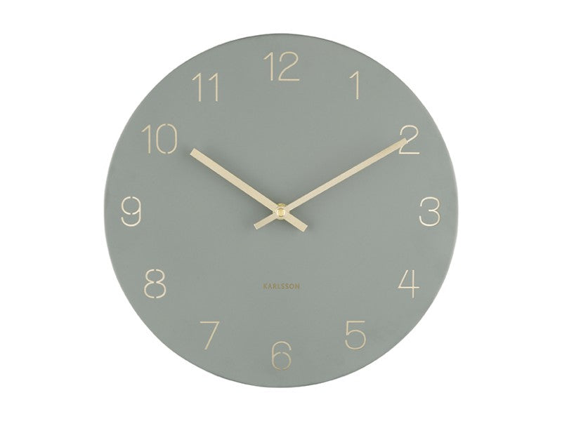 Karlsson Charm Gravierte Zahlen Kleine Wanduhr – Analog, Ø 30 cm, Grün, Metall