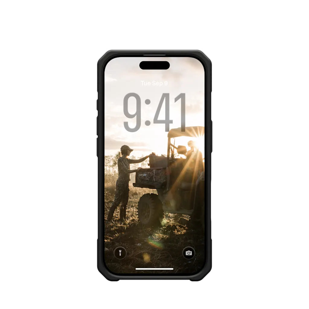 Urban Armor Gear Backcover Monarch Pro MS – für Apple iPhone 17 – Carbonfaser – PC