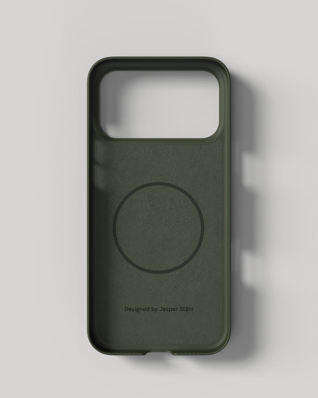 Nudient – Backcover – für Apple iPhone 17 Pro Max – Dunkelgrün – MagSafe-kompatibel