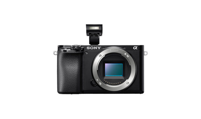 Sony Alpha 6100 – Systemkamera Body E-Mount, 24,2 MP APS-C, 4K, Schwarz