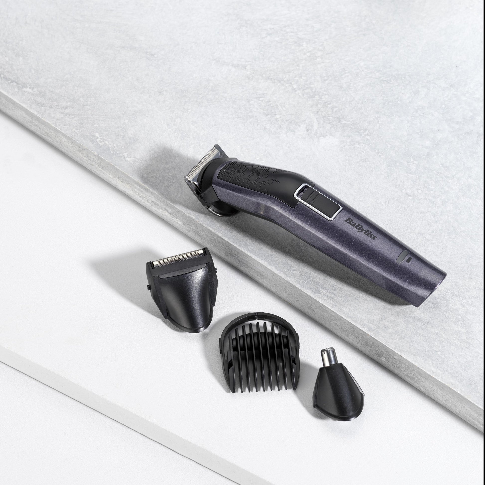 BaByliss Präzisionstrimmer MT727E – Akku 60 min, Titan-Messer, 0,5–8 mm, 10 Führungskämme, waschbar