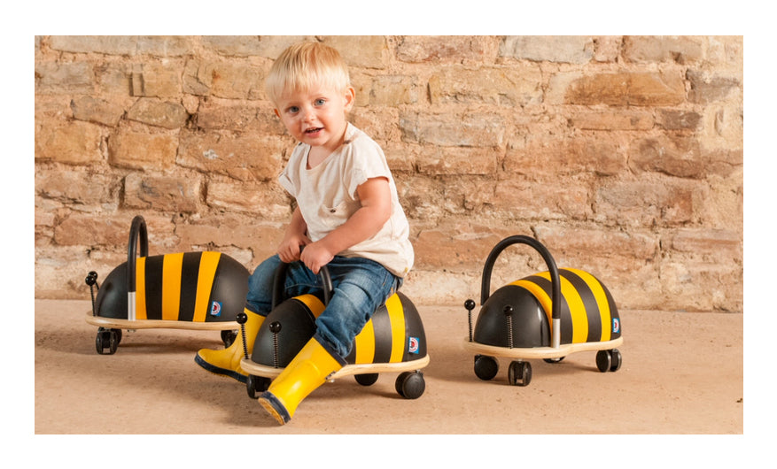 Wheely Bug Aufsitztier Biene – 4 Räder – 25,0 × 28,0 × 48,0 cm – ab 3 J. – schwarz/gelb