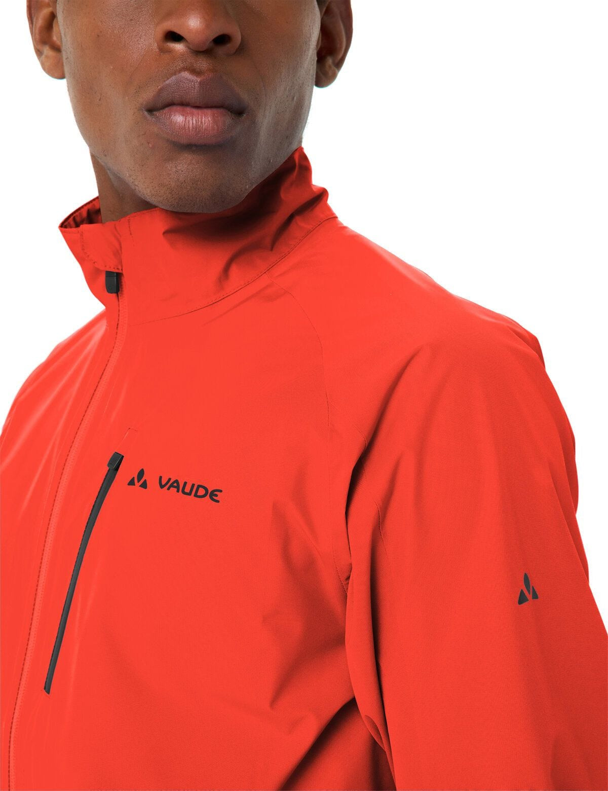 VAUDE Regenjacke Drop III – XL – Rot, Polyester, Wasserdicht, Atmungsaktiv, Reflektierend, Grüner Knopf