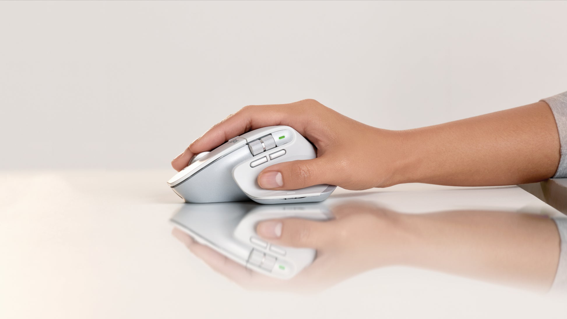 Logitech MX Master 3S Perform Blassgraue Maus – kabellos