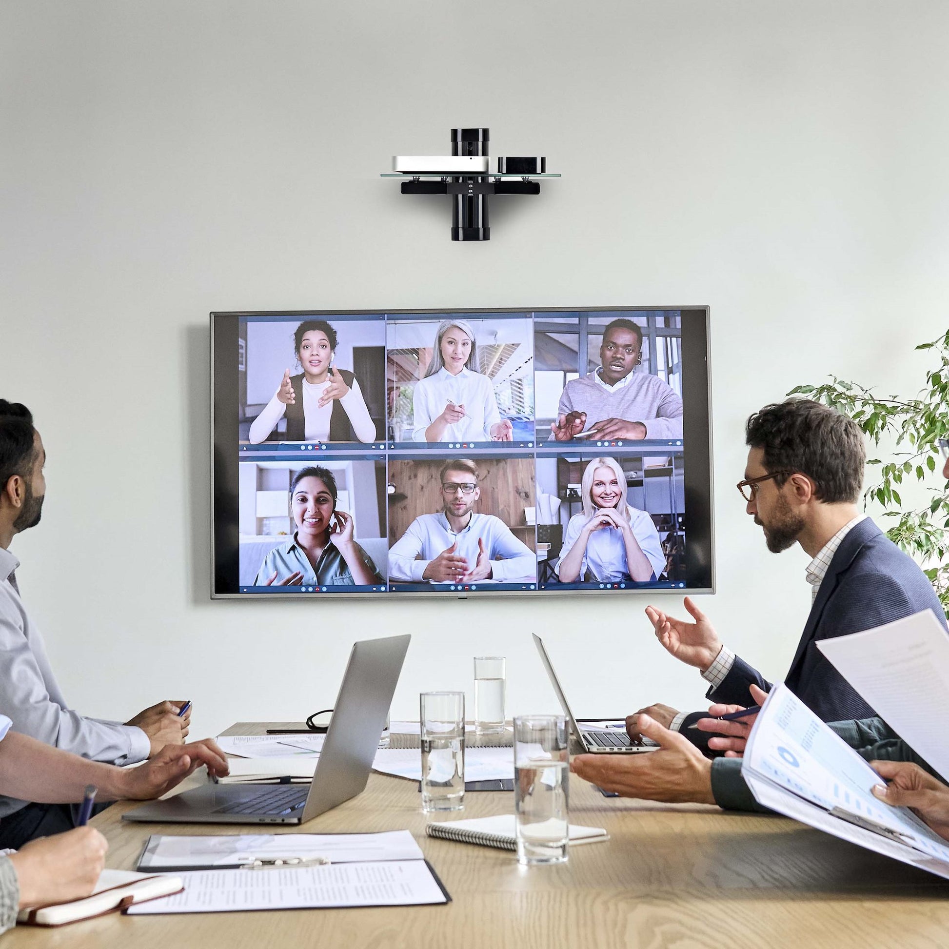 StarTech.com Medienbox, Wandmontage, für AV-Geräte unter TV