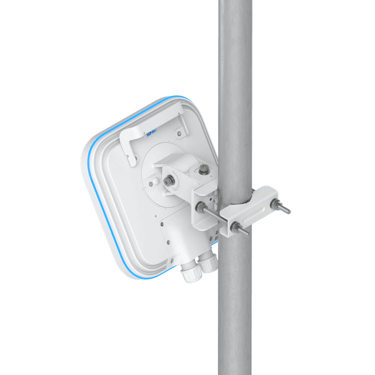 Ubiquiti UniFi E7 Campus – Wi-Fi 7 Access Point, Tri-Band (2,4/5/6 GHz), 10GbE, PoE++, IP67, Weiss