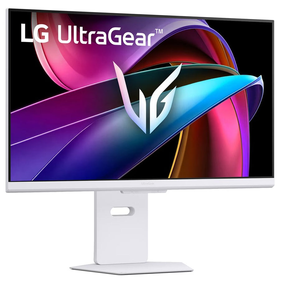 LG 32G810SA-W – 32", 3840 × 2160 (4K), IPS, 144 Hz, USB-C 65 W
