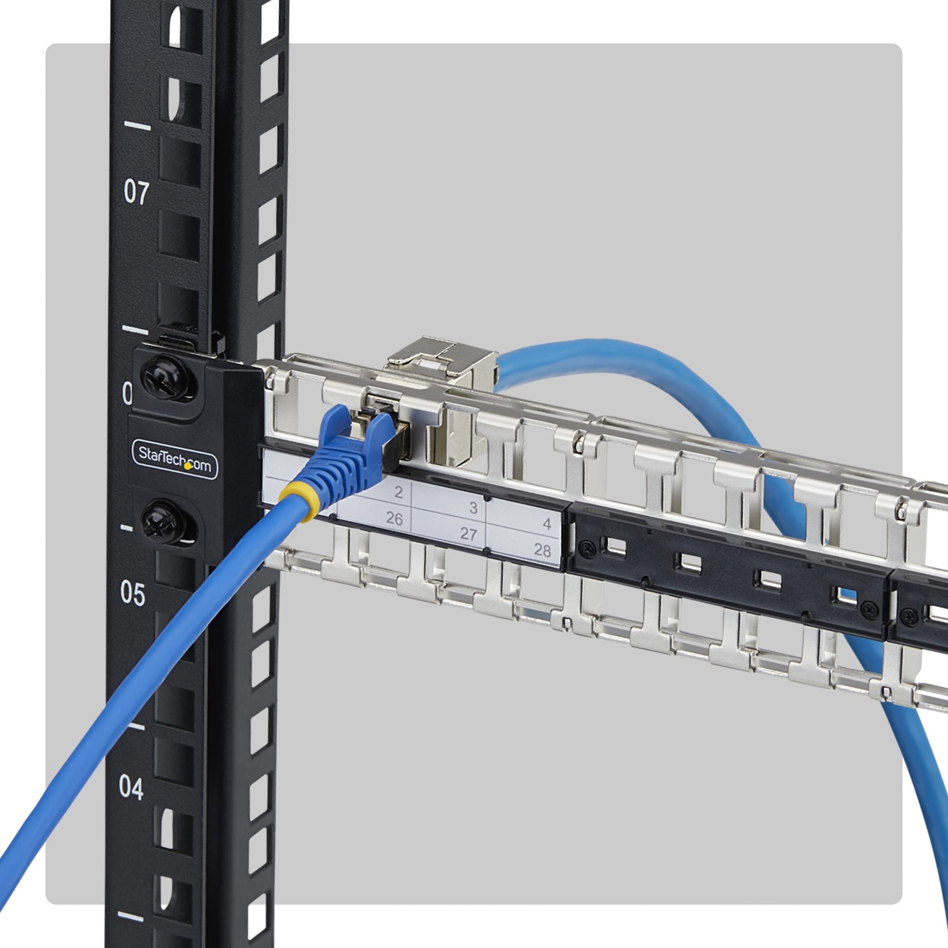 StarTech.com Keystone Patchpanel – 48× RJ-45, Cat6a/Cat8, 19", 1U, Schwarz