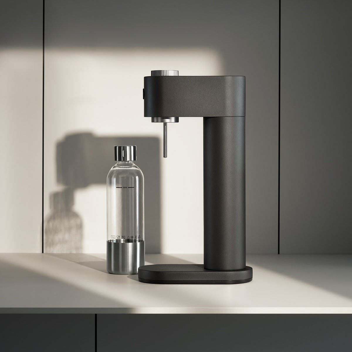 WMF Wassersprudler Element One – Edelstahl, Kunststoff, Grau