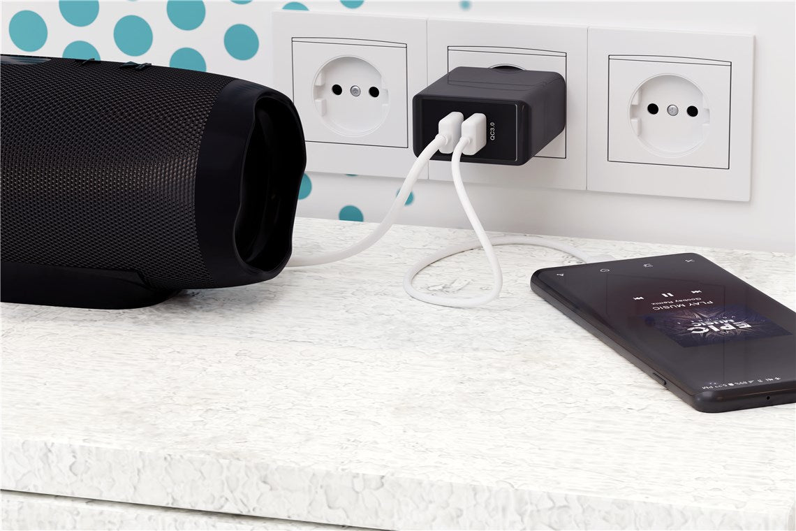 Goobay USB-Wandladegerät 18 W – USB-A×2, QC 3.0 – EU-Stecker (Typ C) – Schwarz