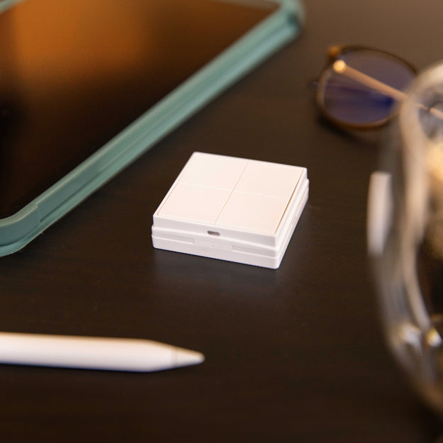 Shelly BLU Wandtaster 4 – Smart-Taster – Bluetooth, 4 Tasten, Akku (CR2032)