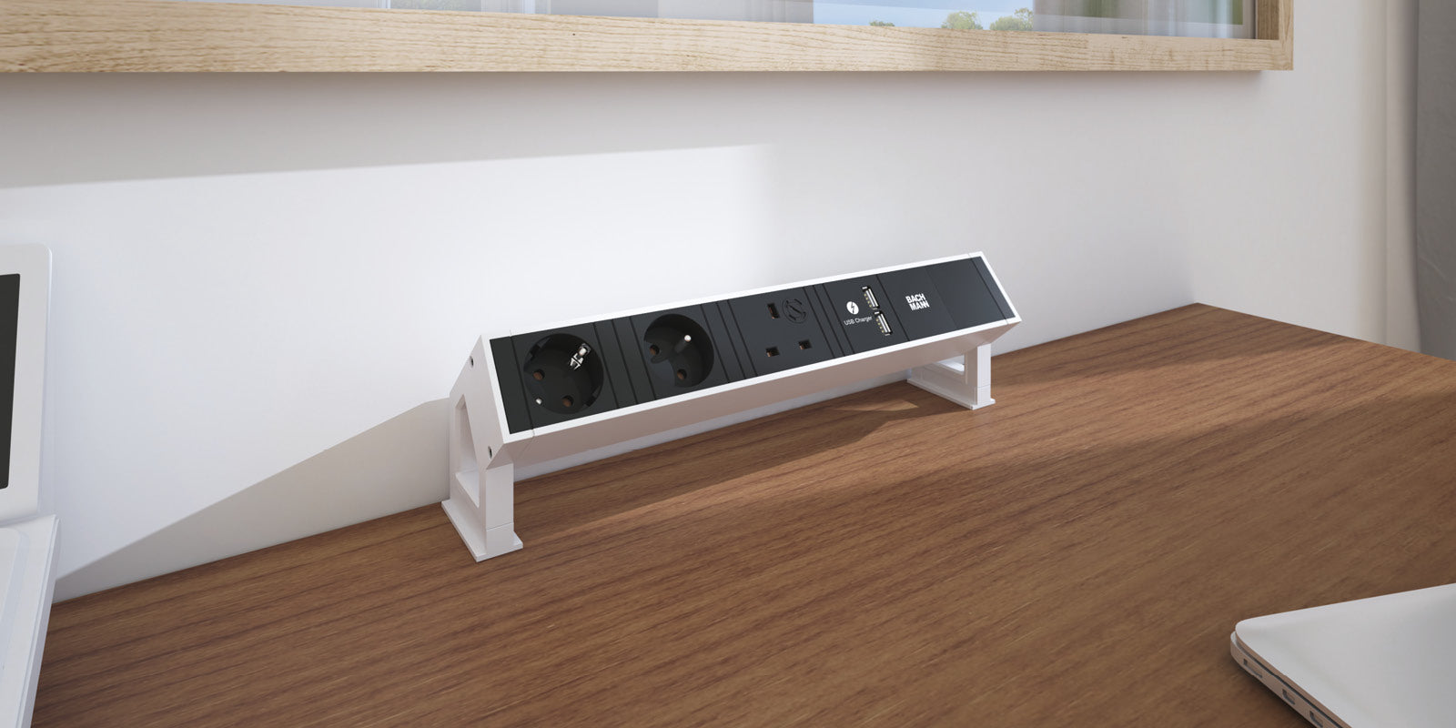 Bachmann DESK2 Steckdosenleiste mit USB 100 W – T13×2, USB‑C×2 – Kabel 0,2 m – Schwarz