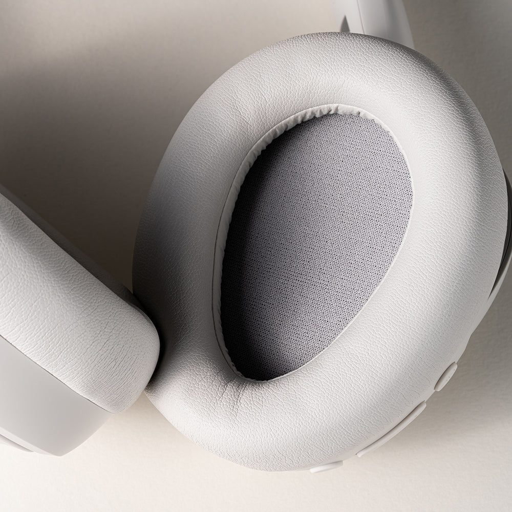 JLab JBuds Lux – Over-Ear Headset – Bluetooth, ANC – Weiss – bis 70 h