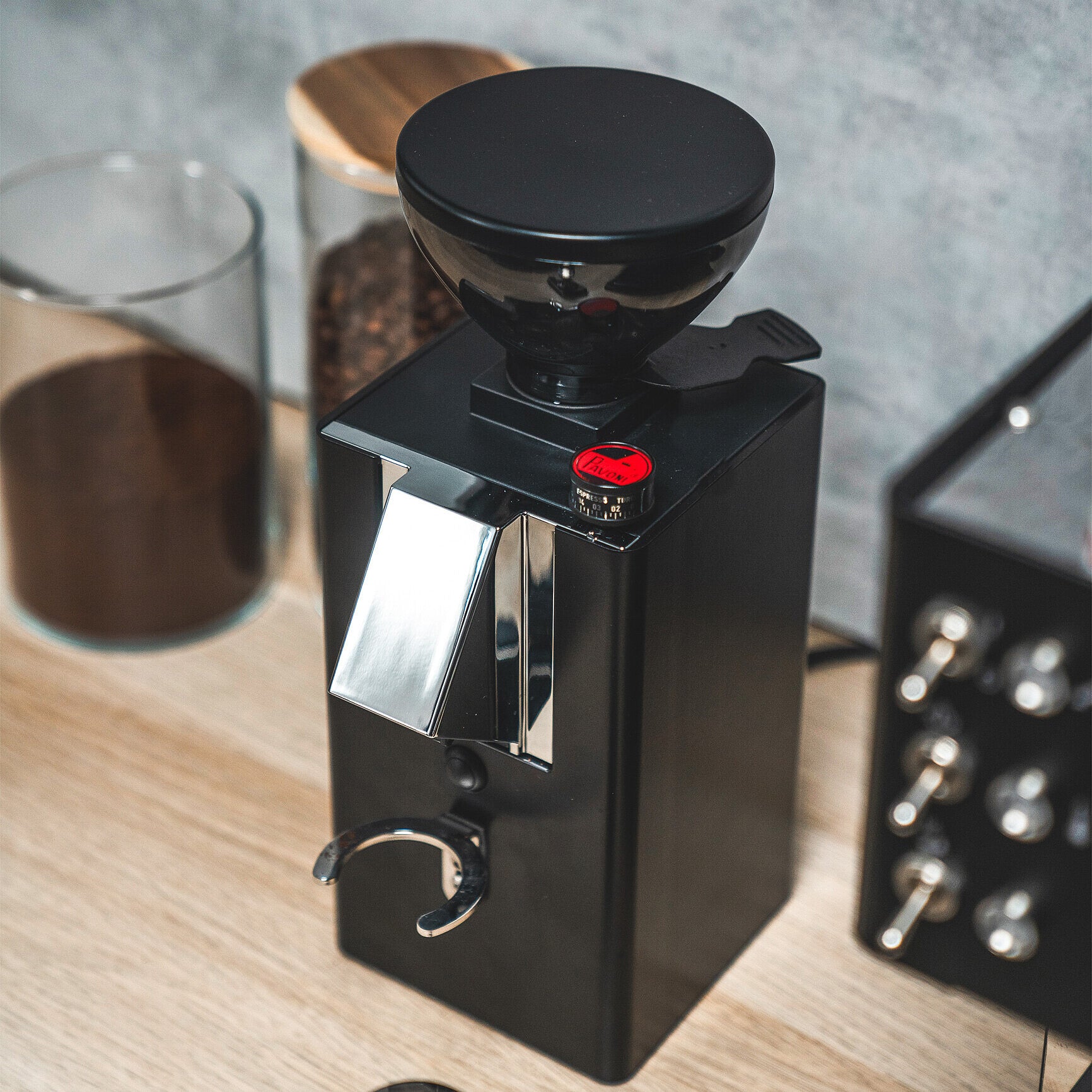 La Pavoni Kaffeemühle LPGKBN02EU – 150 g, Scheibenmahlwerk, 310 W – Schwarz