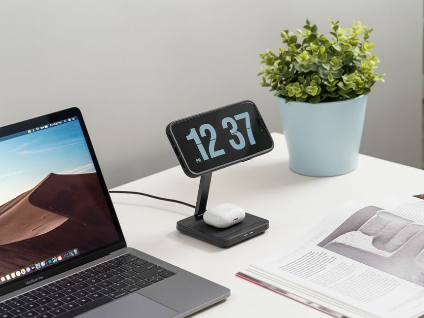 Quad Lock Dual Desktop Wireless Charger – 18 W, 1× USB-A, Qi – für Qi-kompatible Geräte
