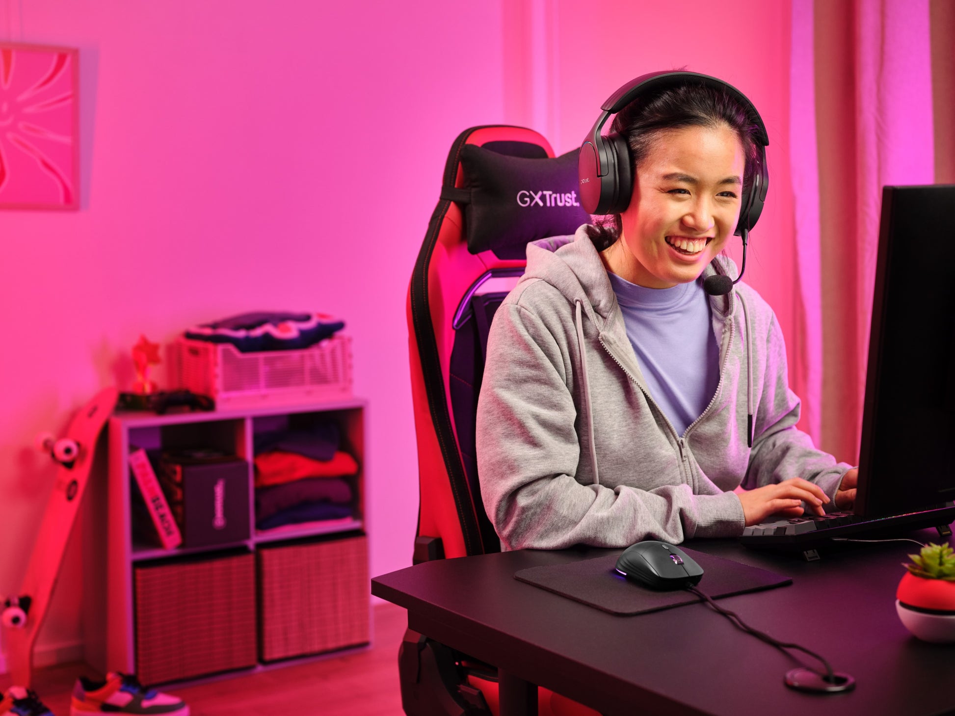Trust GXT925 Redex II Gaming-Maus – kabelgebunden, 6 Tasten, für Rechtshänder, Beleuchtung, schwarz