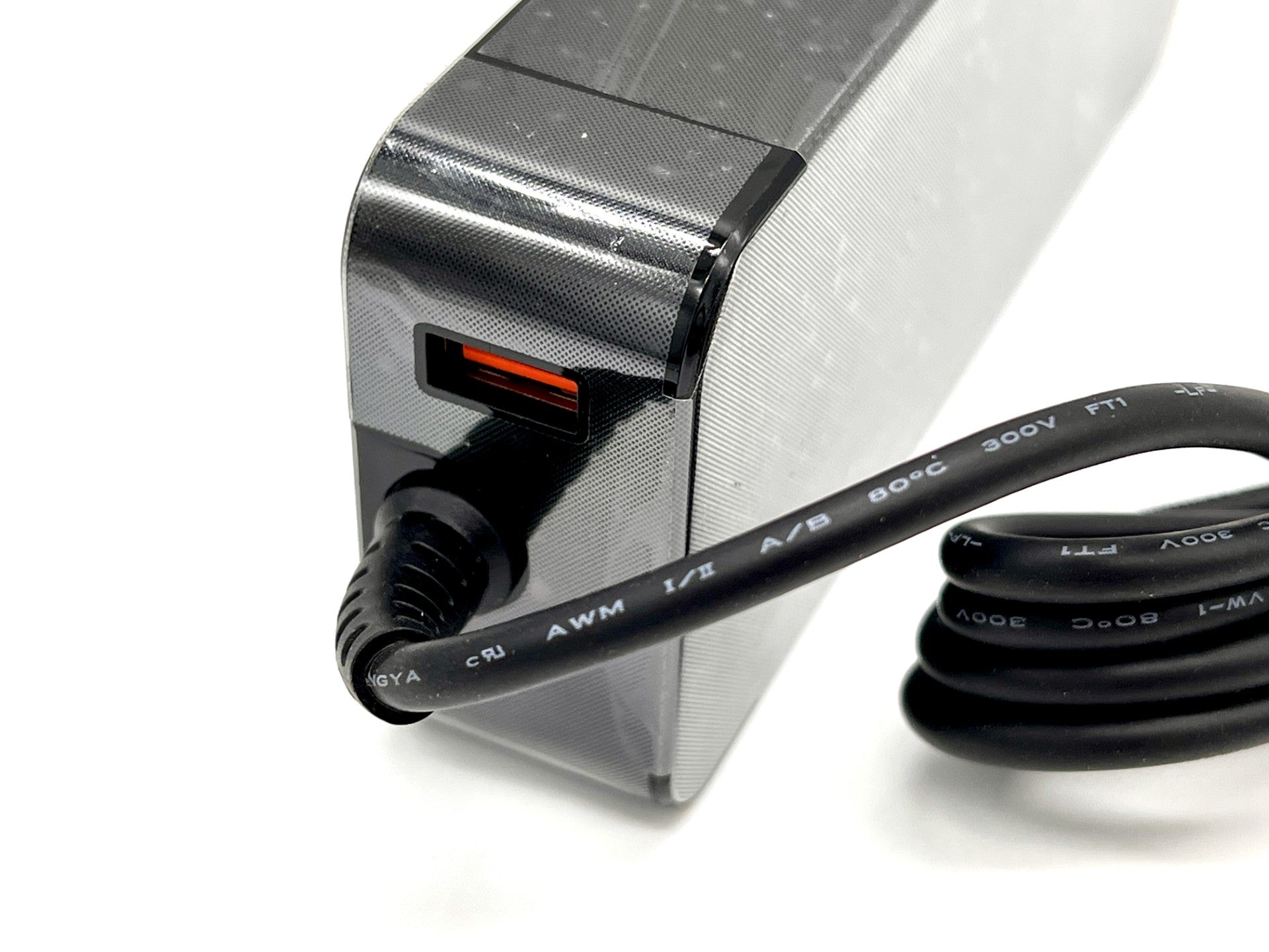 BTI USY-00002 Netzteil 127 W (15 V) – für Microsoft Surface Pro 6, Surface Pro 7, Surface Pro 8 und andere