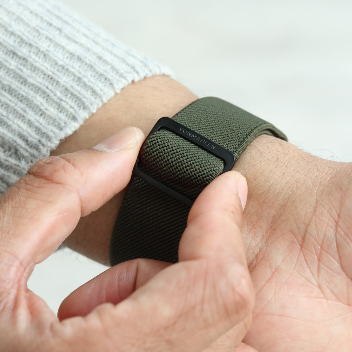 Vonmählen Classic Nylon Loop – Armband – für Apple Watch Ultra – Schwarz/Olive, One Size, Nylon