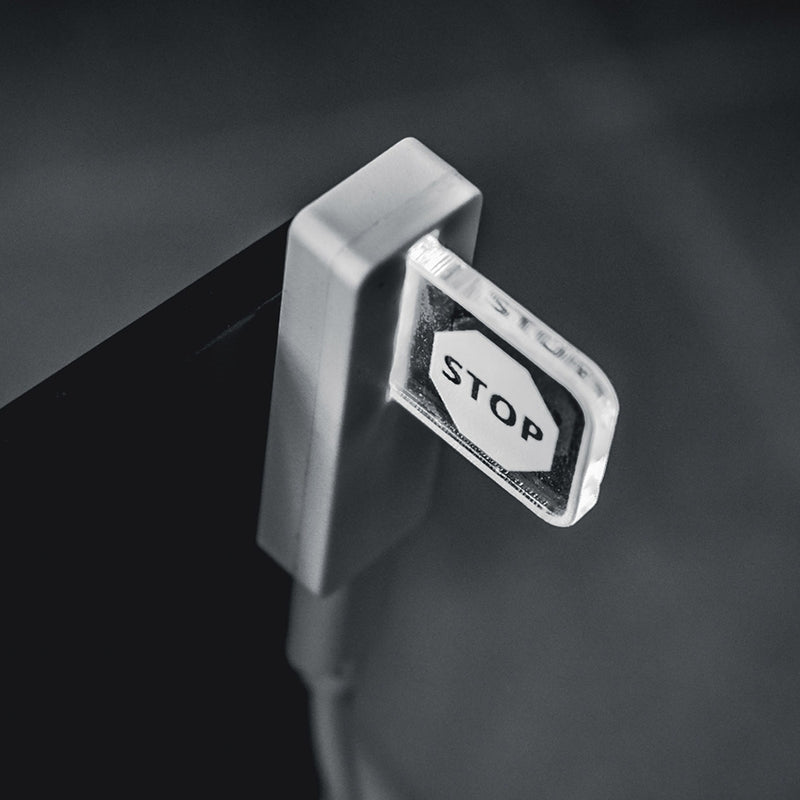 Luxafor Flag Stop – BusyLight, Weiss/Transparent