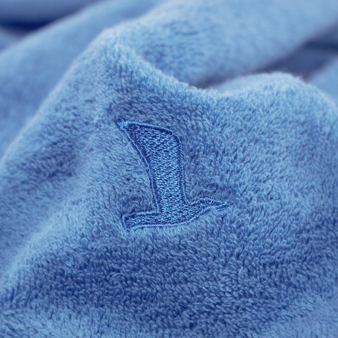 MÖVE Duschtuch – 80 × 150 cm – Blau – Baumwolle, 550 g/m² – 60 °C – GOTS, OEKO-TEX Standard 100