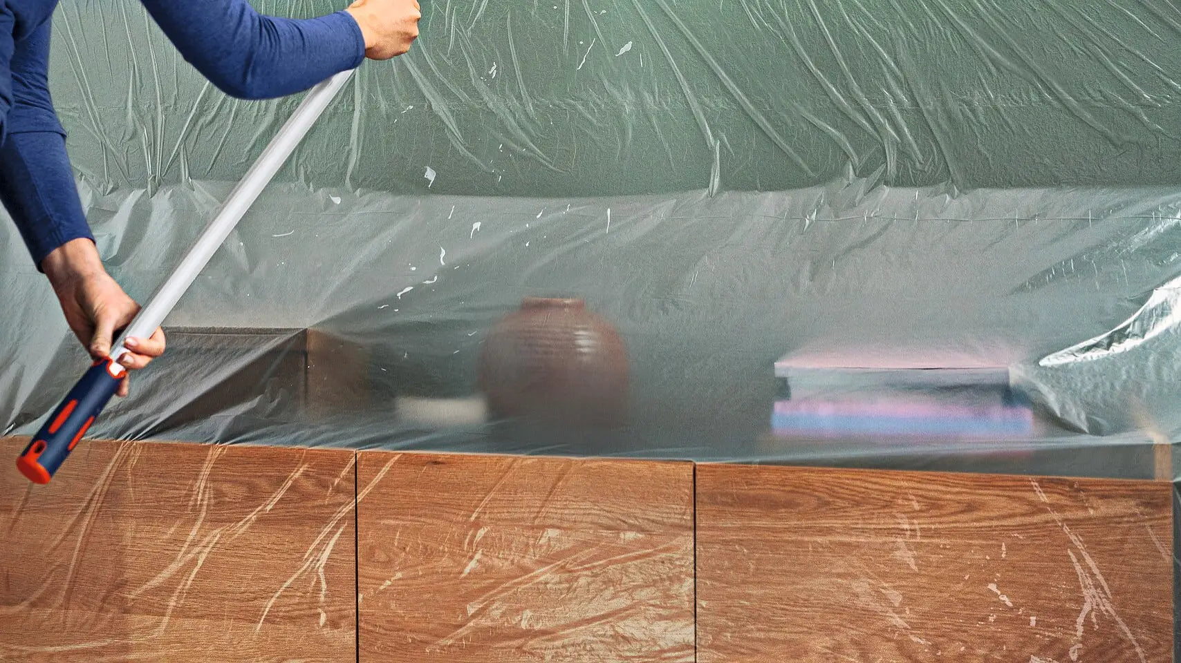 TESA Abdeckfolie mit Band Perfect+, transparent – 1'400 mm × 33 m, innen