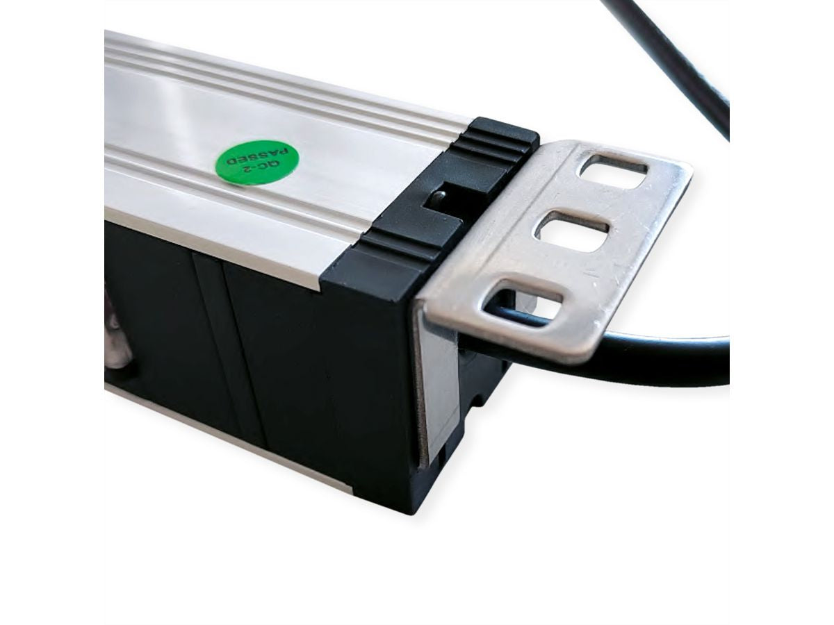 VALUE 19" Steckdosenleiste, 7× Schuko (Typ F), mit Schalter, 1U, 3 m, Stecker CEE 7/7