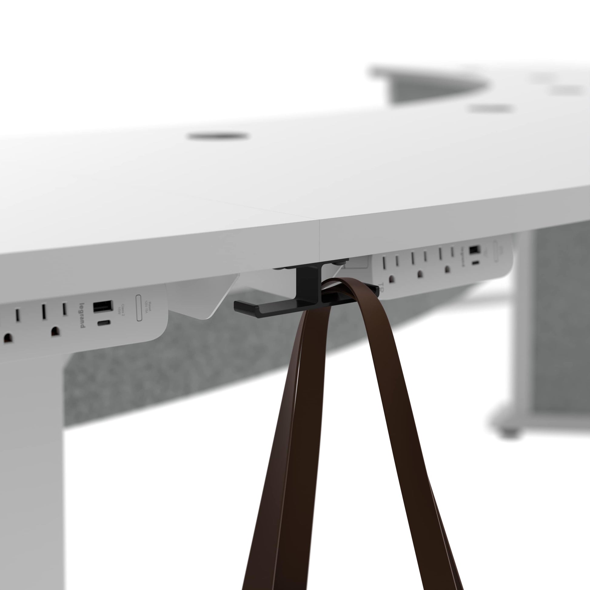 Middle Atlantic FM-TAR-1846430-D8W – Chefbürotisch, 184 × 64 cm, weiss, Laminat