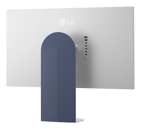 LG 32U990A-S – 32", 6144 × 3456, IPS, USB-C 96 W, DisplayHDR 600