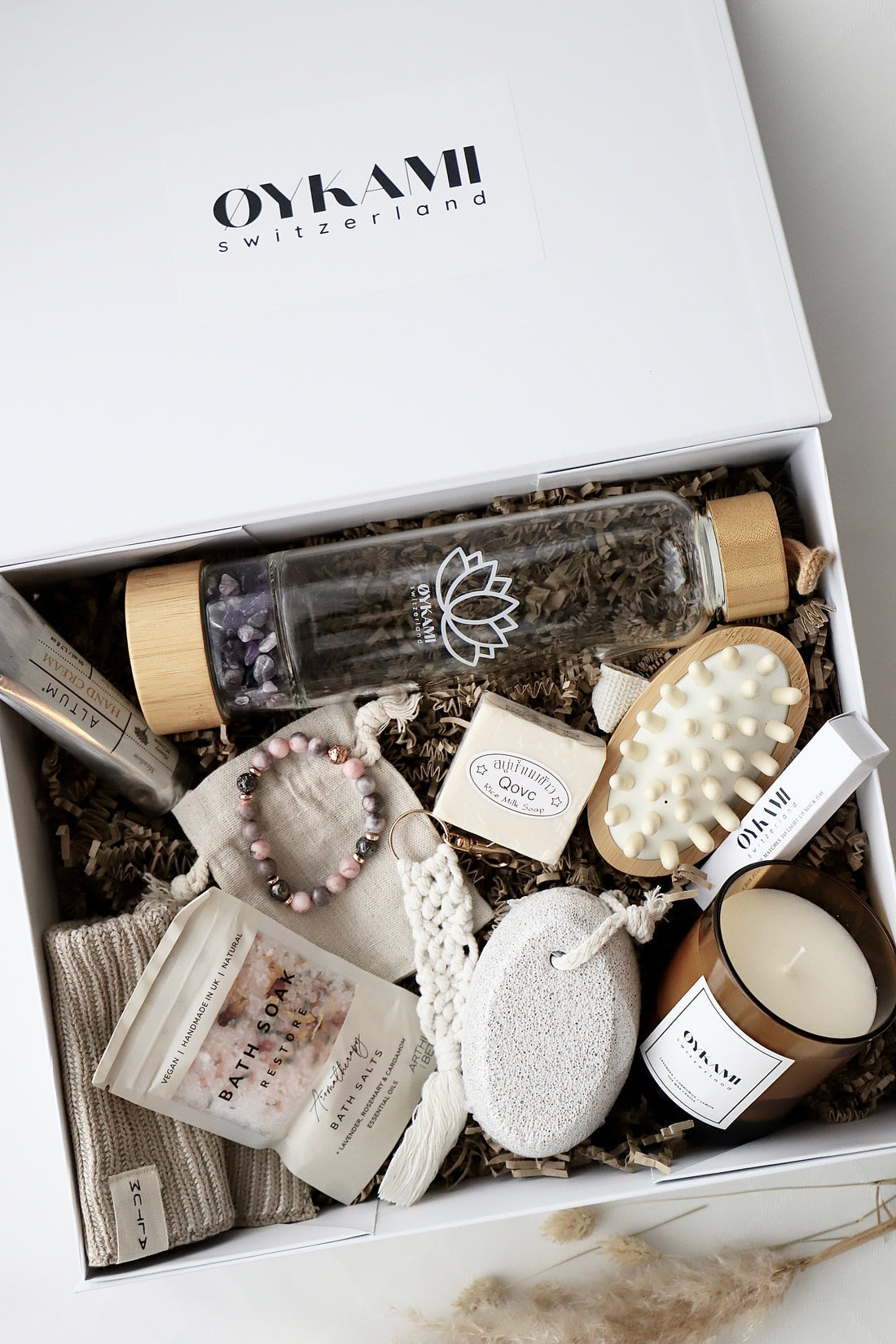 OYKAMI Geschenkbox – mit Soja-Duftkerze – Wachs & Sonstiges, Mehrfarbig