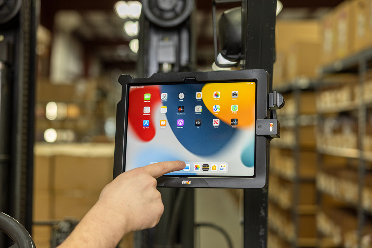 Brodit Fahrzeug-Dock für Apple iPad 10,9" (10. Gen.) und iPad 2025 (A16) – Klemmhalterung – Schwarz