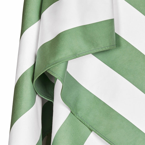 Dock & Bay Wohndecke – Polyester, Polyamid, Olive – 90 × 160 cm
