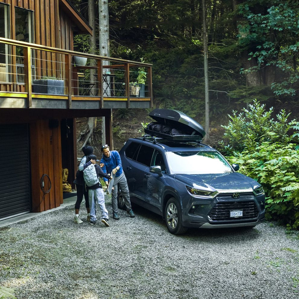 Thule Harte Dachbox Force 3 XL – 500 l, max. Traglast 75 kg, 870×470×2150 mm – schwarz