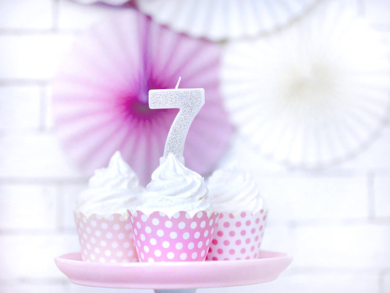 PartyDeco Geburtstagskerzen Zahl 7 – Silber – Ø 5 cm × 7 cm – 1 Stk