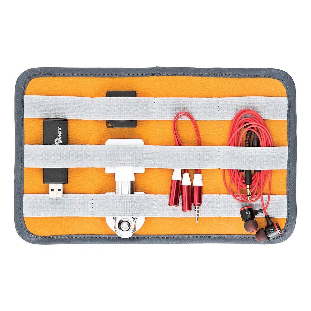Lowepro GearUp Case Large Zubehörtasche – Nylon, Polyester – für Kompaktkameras, Festplatten, Kopfhörer und mehr