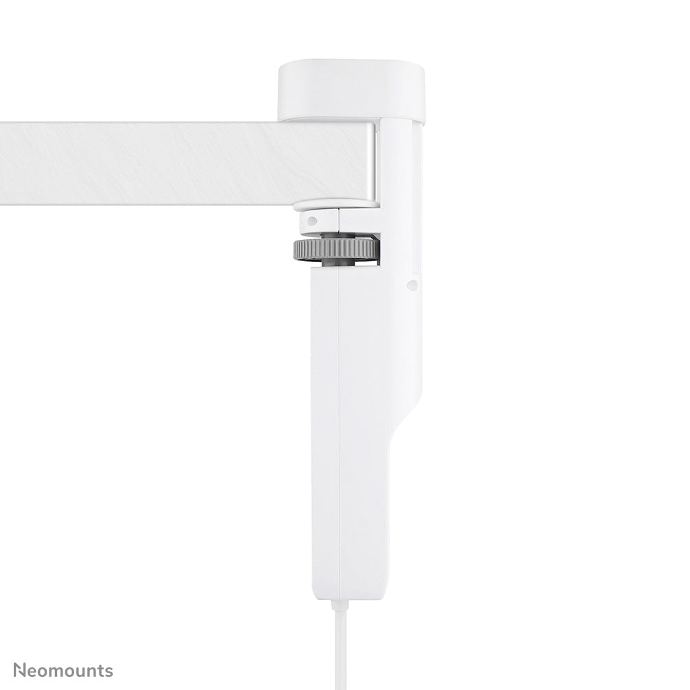 Neomounts DS22-840WH6 – Tischsteckdose, 3×230 V, 2× USB-A, 2× USB-C (Power Delivery), 1,4 m, Weiss