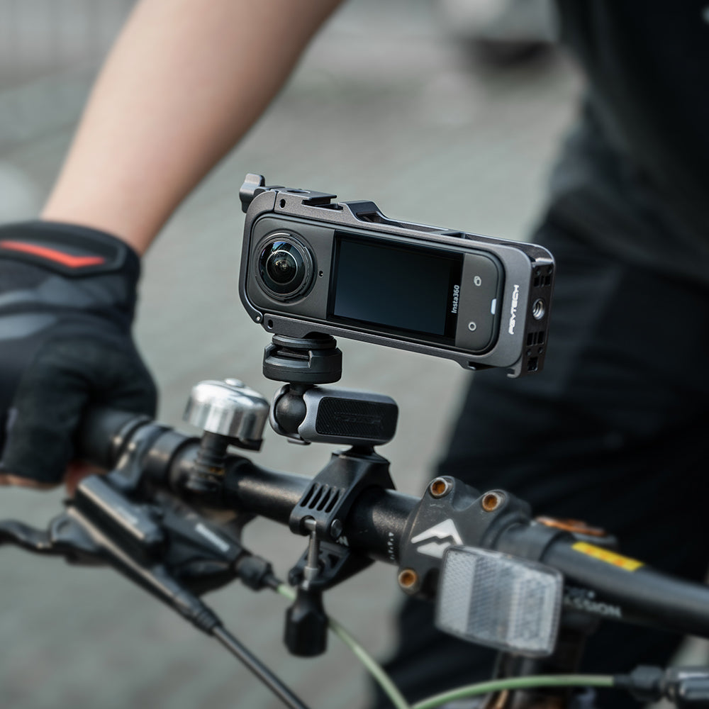 PGYTECH Kamerakäfig – Aluminium/Silikon, 62 × 22 × 145 mm – für Insta360 X5 – Schwarz