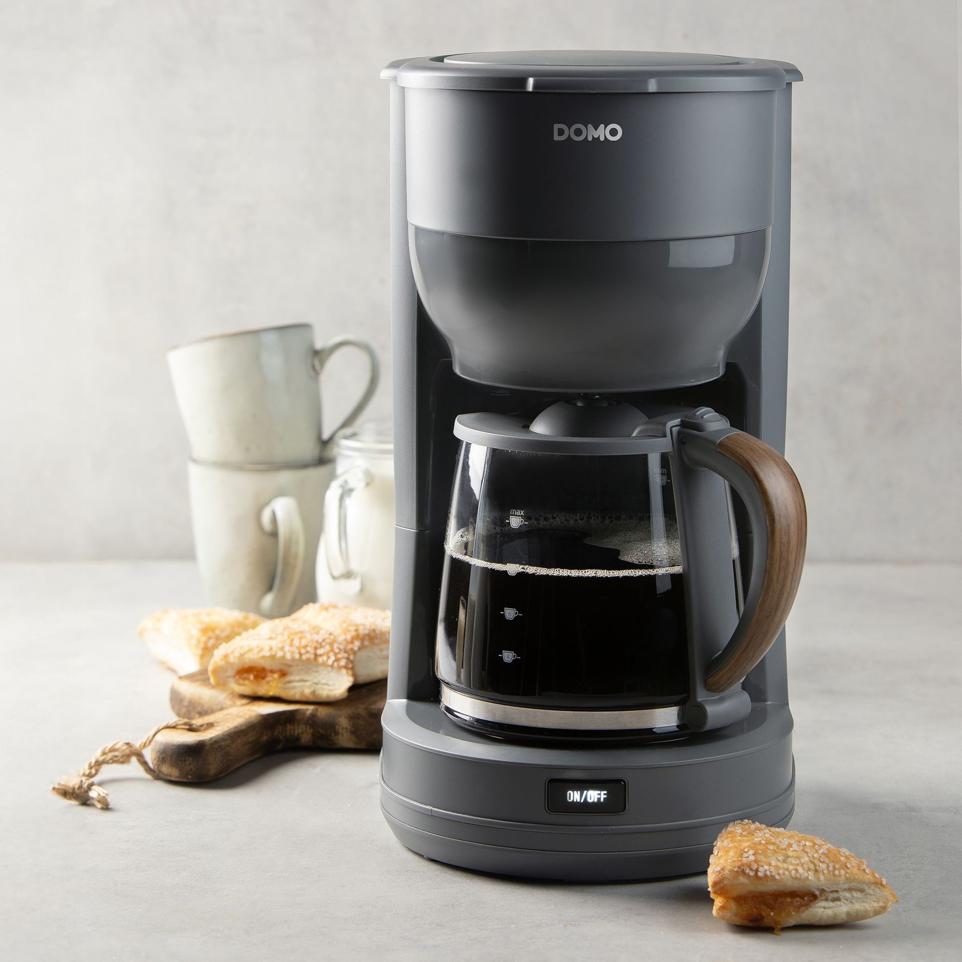 Domo DO754K Filterkaffeemaschine – 10 Tassen, 1,25 l, Melitta Filtertüten 1x4, Grau
