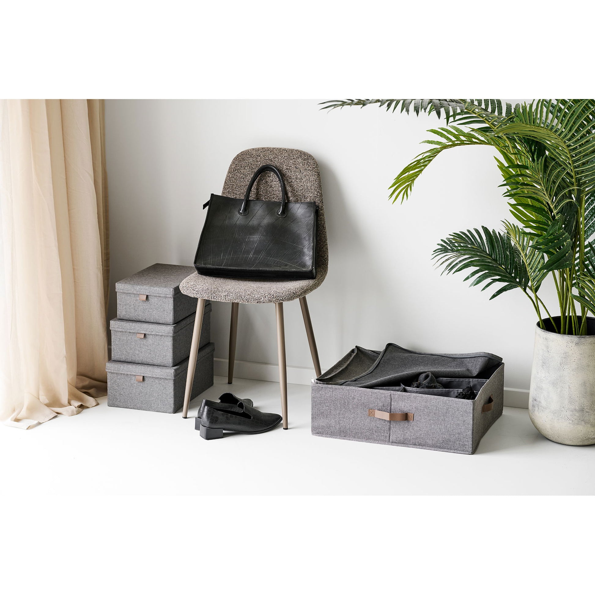 House Nordic Aufbewahrungsbox (mit Deckel) – Polyester – Grau – 260 × 160 × 380 mm