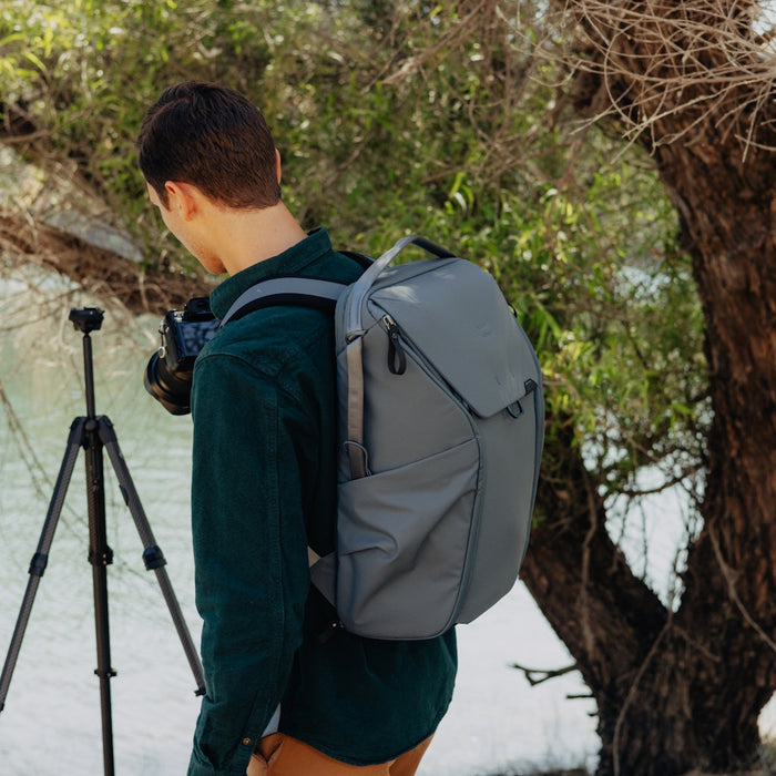 Peak Design Notebook-Rucksack Everyday Backpack v2 – Aluminium/Nylon – Ozeanblau, 330 × 485 × 270 mm