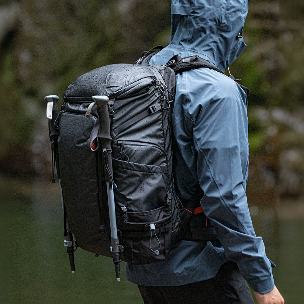 PGYTECH Notebook-Rucksack OnePro Flex – 40 l, mit Regenabdeckung, wasserabweisend, Cordura – Schwarz