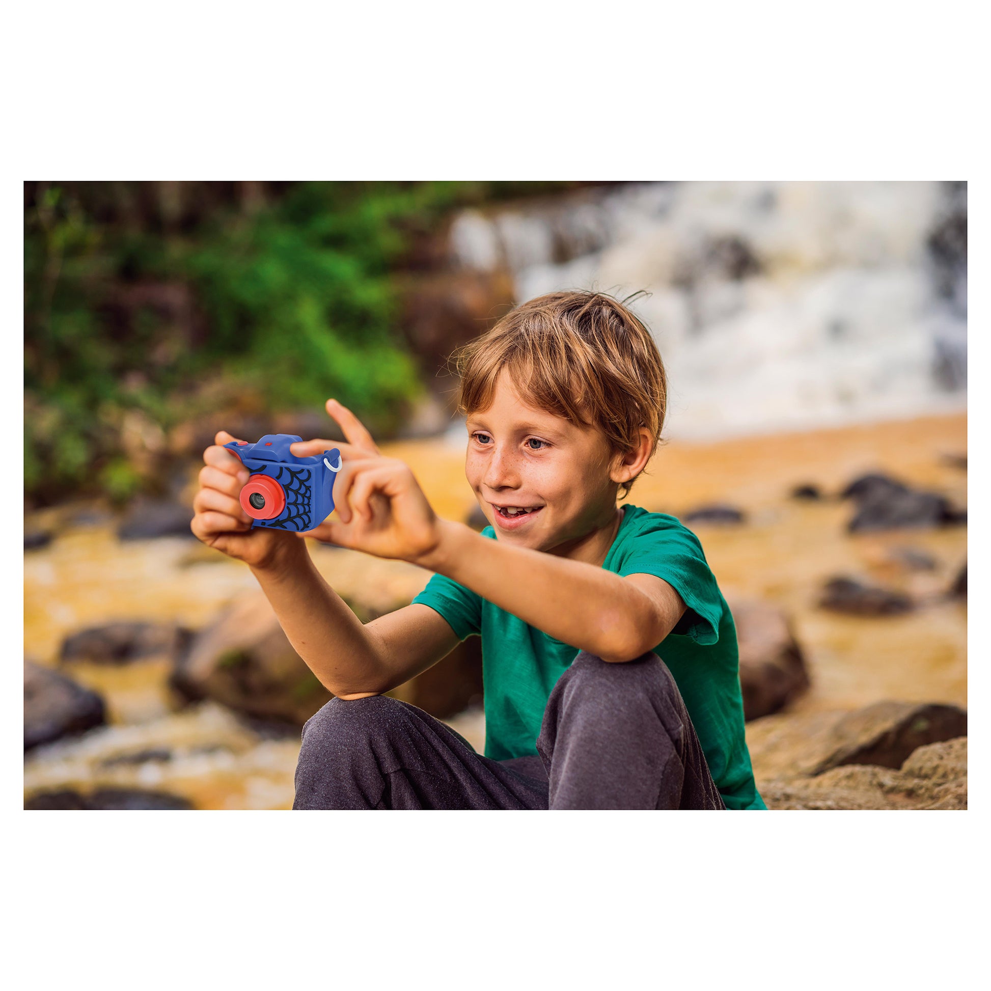 Lexibook DJ078SP Digitalkamera (Kinder) – Spider-Man – 5 MP, 1080×960 Video – 9,8×4,6×6,5 cm – 1 Stück – ab 3 Jahren