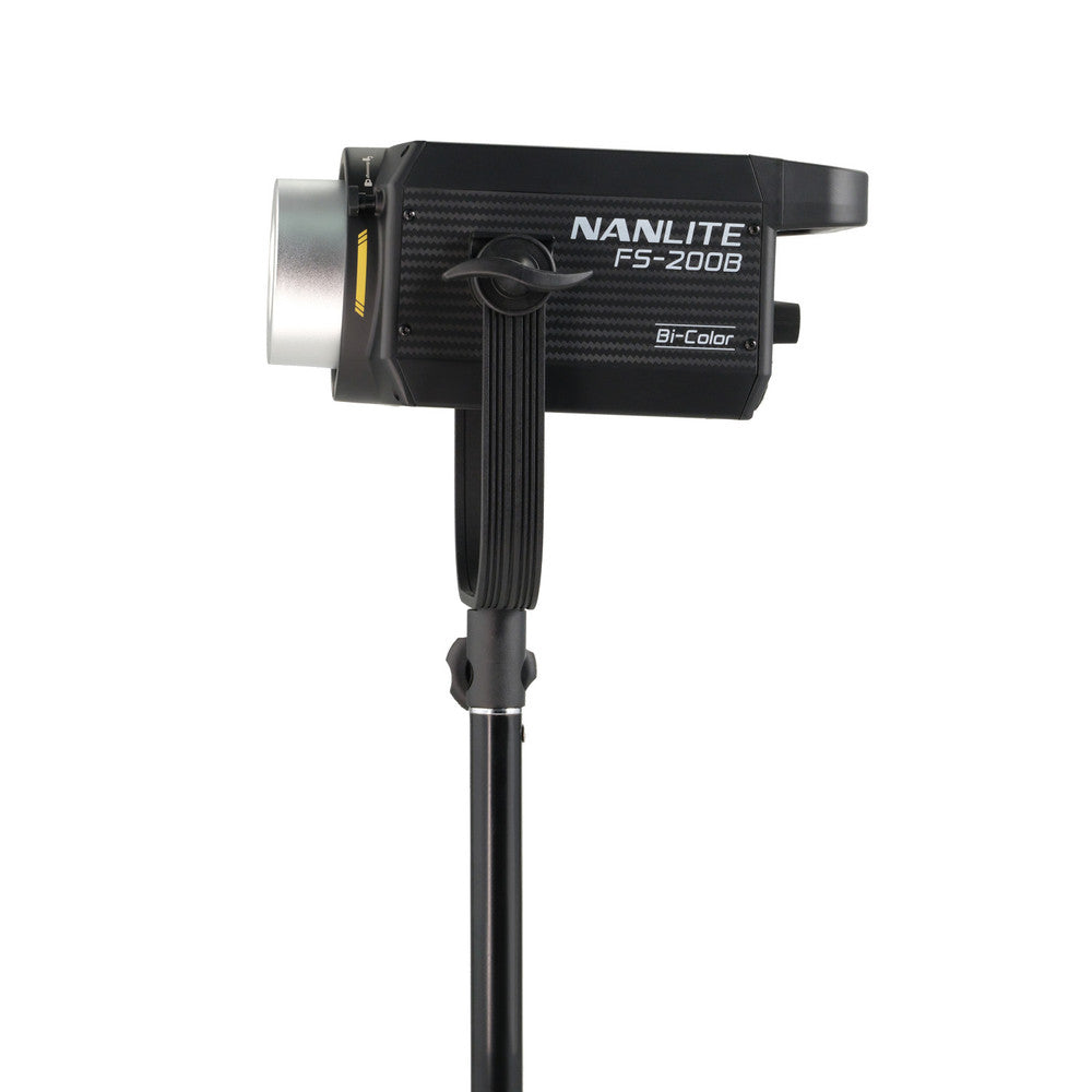 Nanlite FS-200B Streaming-Licht – 220 W, 2700–6500 K, CRI 96 – Schwarz