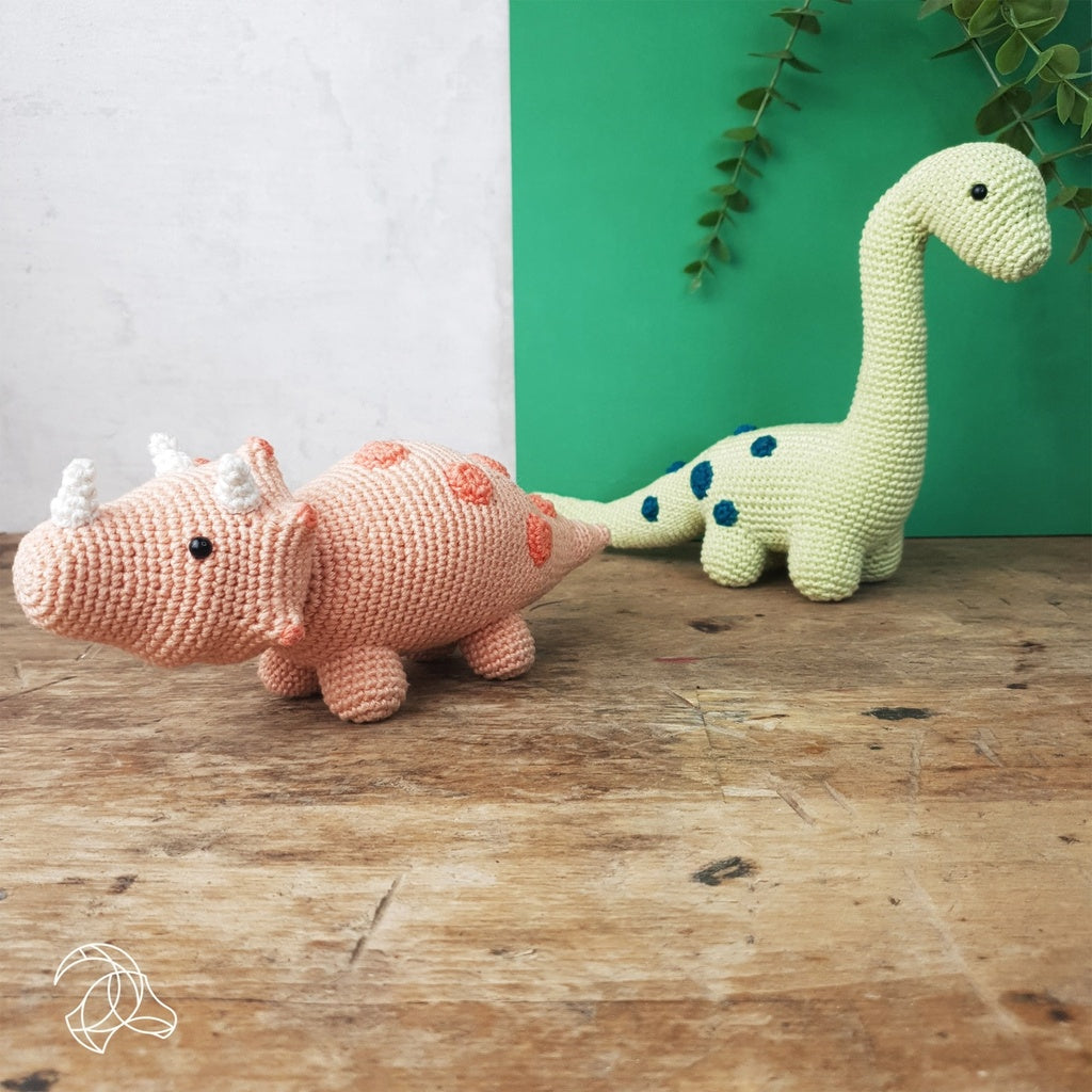 Hardicraft Häkelset Triceratops Orange Set – 24 cm