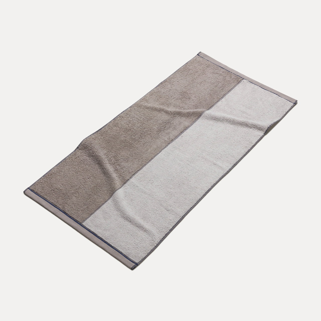 Möve Duschtuch Geometric Shapes – 67 × 140 cm, Beige/Grau, 100% Baumwolle, 530 g/m²