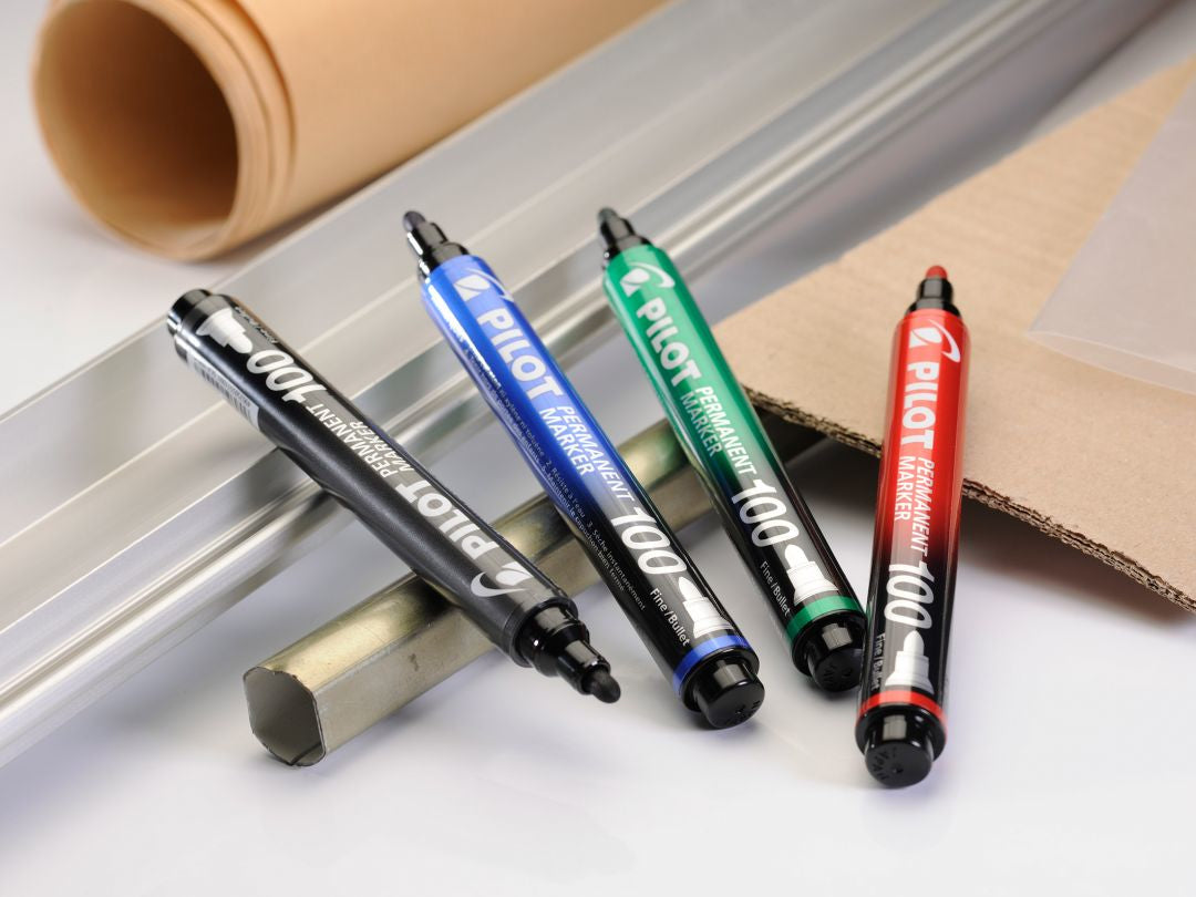 Pilot Permanent Marker – rot, blau, grün, schwarz, 4er Set