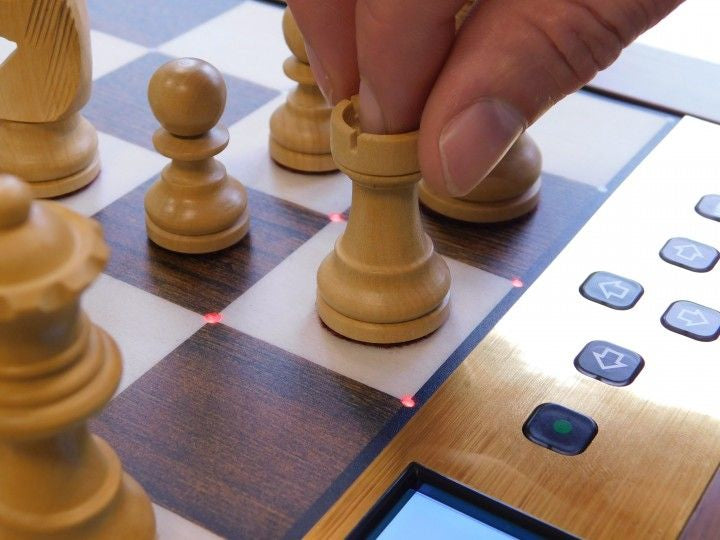 Millennium The King Performance Desktop – Strategiespiel, 1–2 Spieler, ab 6 Jahren, 5 Min., DE/EN/FR/IT/NL