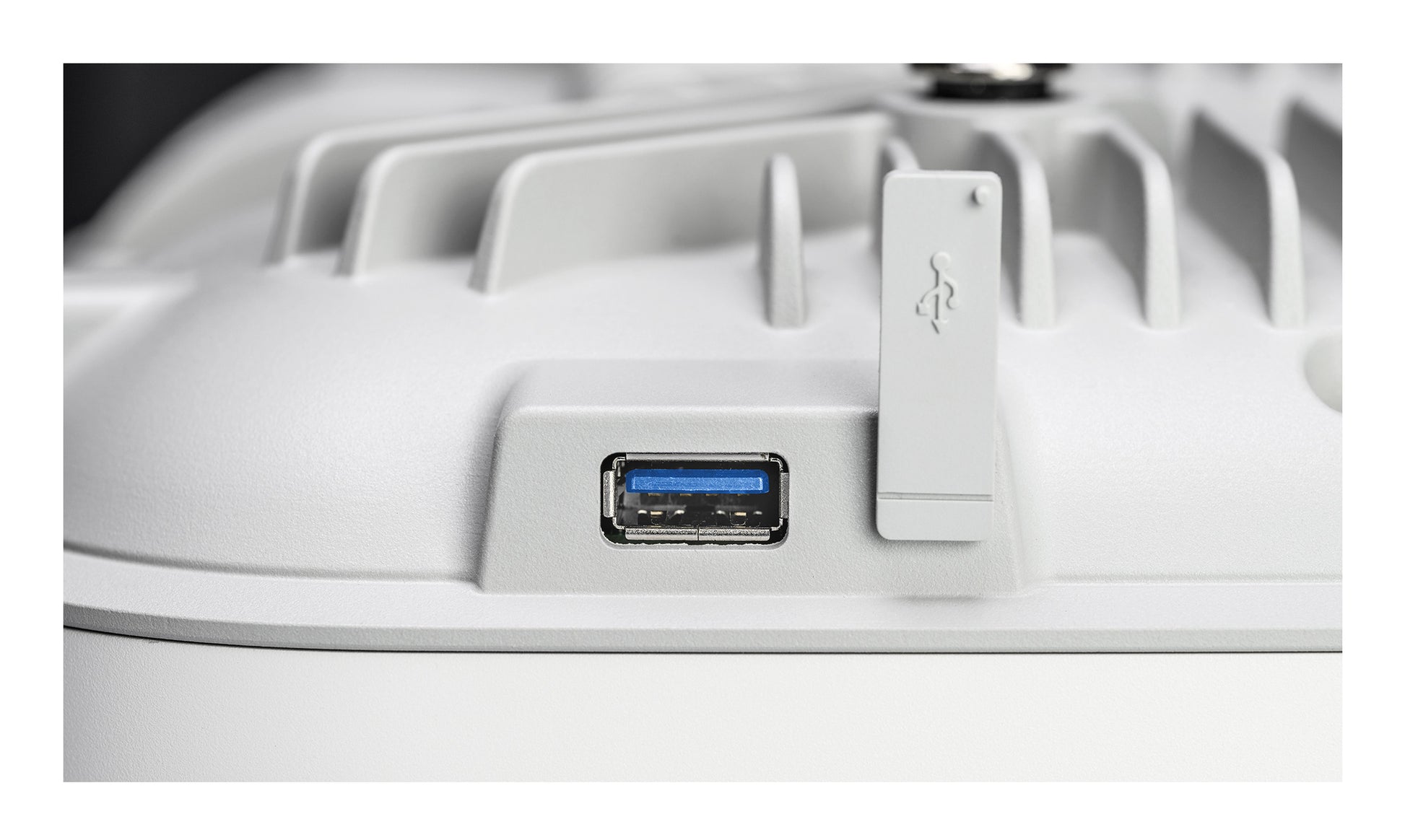 LANCOM Systems LANCOM LX-7200E – Access Point – Wi-Fi 7 (2,4/5/6 GHz), 9,6 Gbit/s, 2.5GbE, PoE, Wand/Decke