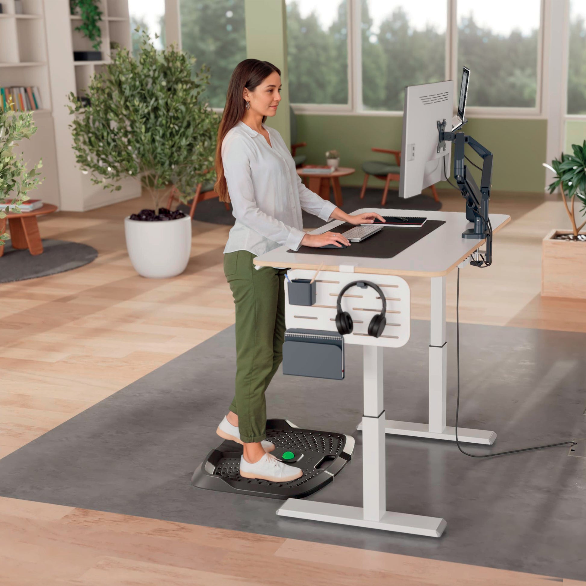 Leitz Ergo Active Anti-Ermüdungsmatte – 605 × 681 × 60 mm, Polyurethan, schwarz, rutschfest