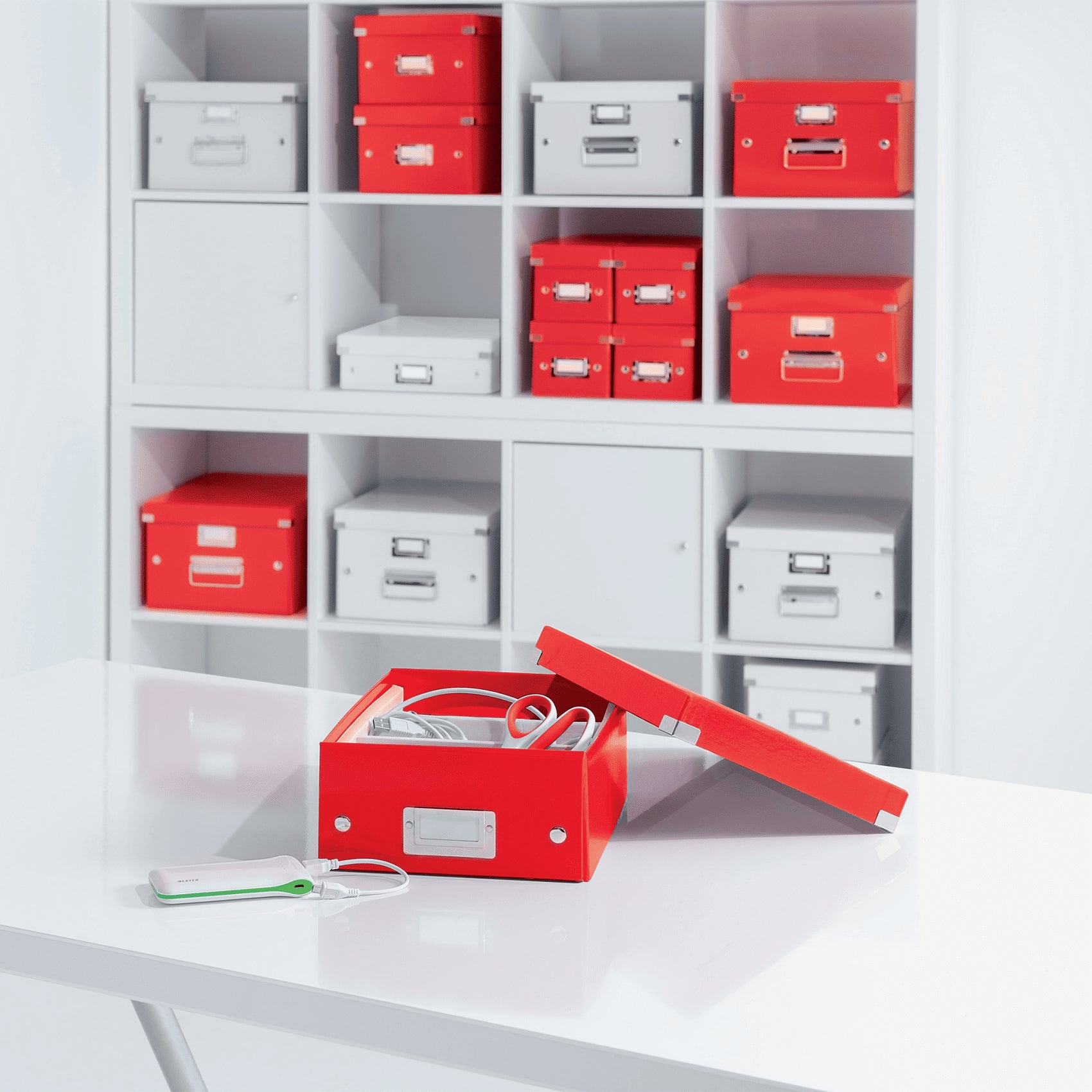 Leitz Click & Store WOW Aufbewahrungsbox B 281 × H 200 × T 370 mm – für A4, mit Deckel, stapelbar, rot